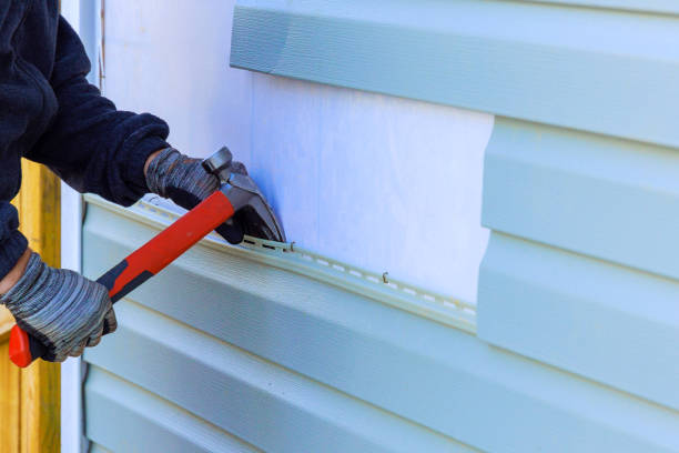 Trusted Storm Damage Siding Repair service in New London, TX - Creative Siding